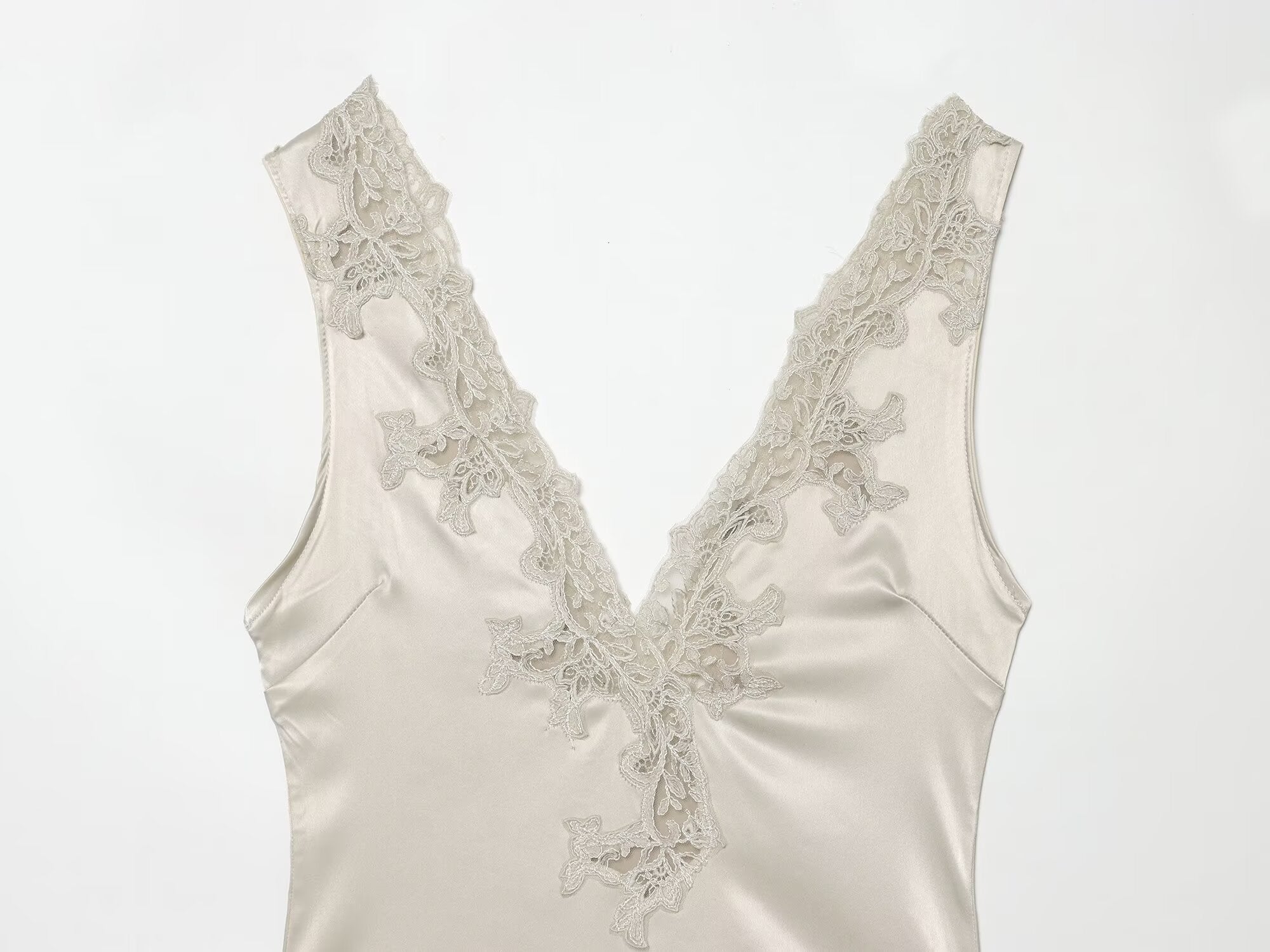 Women's lace decorated satin textured bodysuit